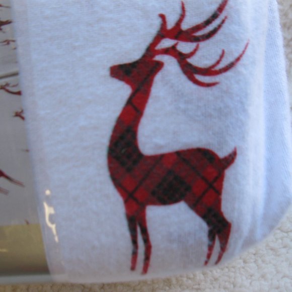 Portuguese Flannel 4-piece Sheet Set, Red Reindeer, Full, NWT - Picture 3 of 5